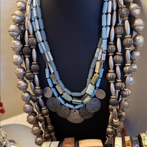 Come dig with me.  Unlisted gorgeousness in every price range. - Picture 9 of 17